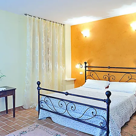 Villa Agriturismo La Buca Di Bellugi San Quirico dʼOrcia Exterior foto